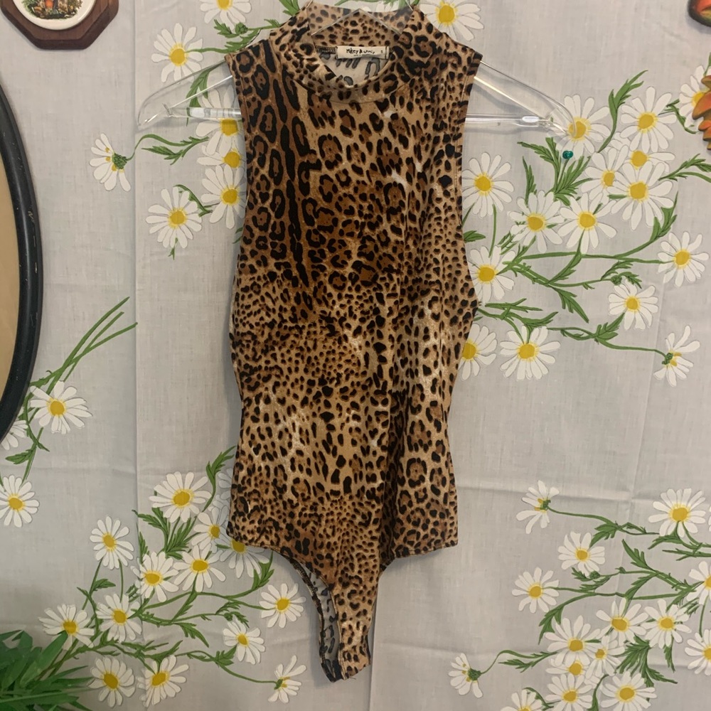 NEW leopard / cheetah / animal print body suit - Picture 2 of 7
